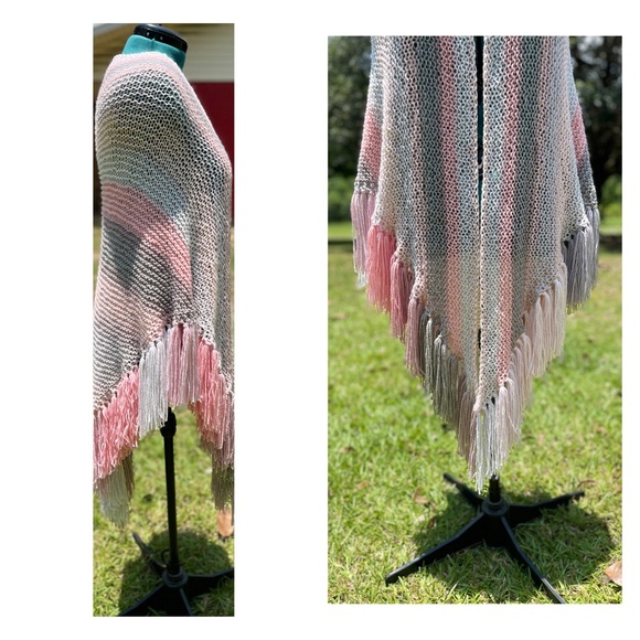 Handmade Hand Crafted Knit Triangle Shawl with tassels pink gray shawl - Picture 5 of 5